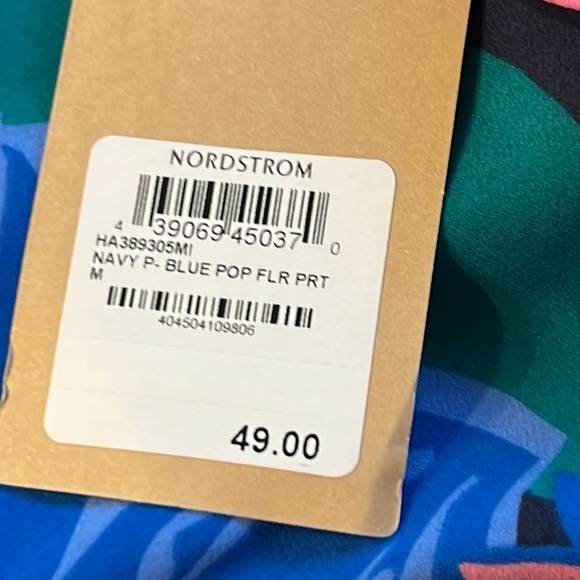 NWT Halogen | Navy Blue Pop Floral Print Tie Neck Flowy Blouse | Size Medium - Picture 9 of 11